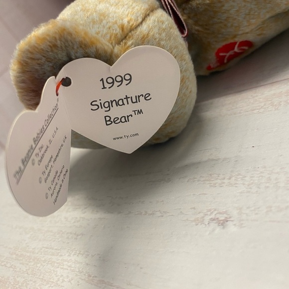 Valentina Rare Bennie baby and the 1999 signature bear - Picture 10 of 13